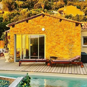 https://villa-perla-saint-tropez-cavalaire-sur-mer.fr-provencehotel.com